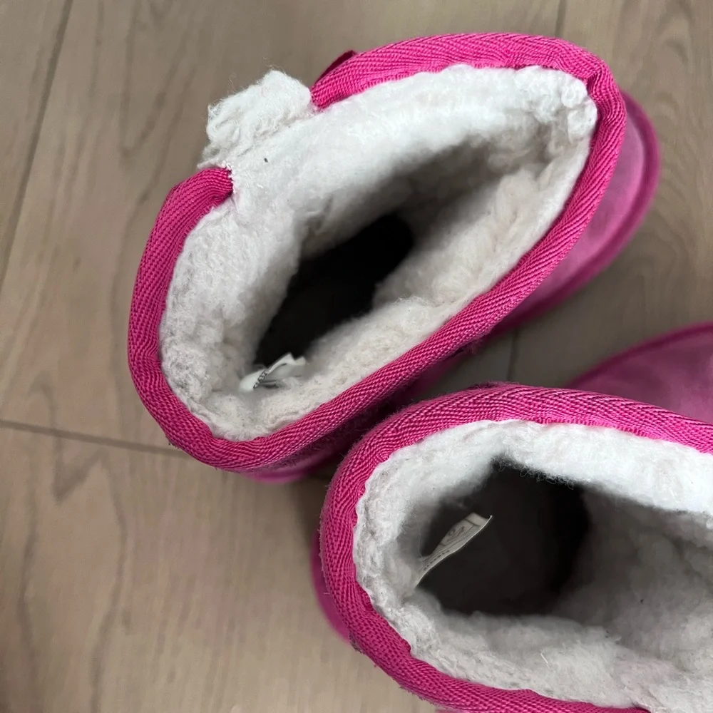 Koolaburra Kids Pink Shearling Bow Boots